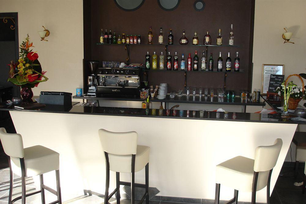 Adonis Sanary Grand Hotel Des Bains Bagian luar foto